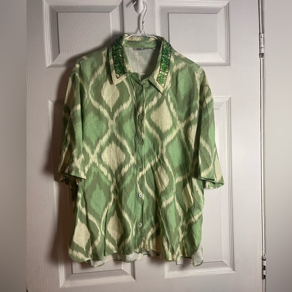 Zara Green and White Beaded Collar Blouse - Picture 2 of 8